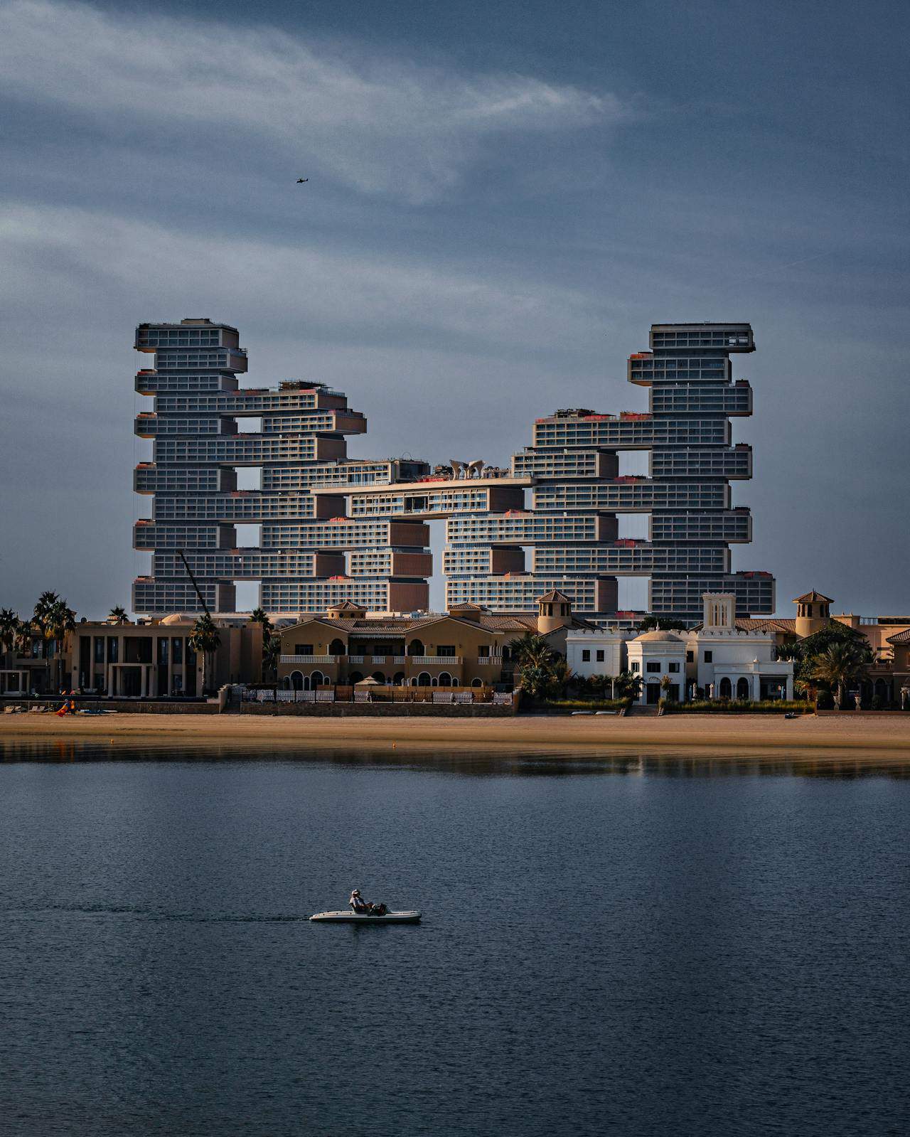 Spacious Townhouse in Arabian Ranches and Marina View - Ref 11-3